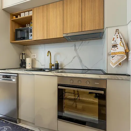 Balkan Square Gold Dorotea-centar