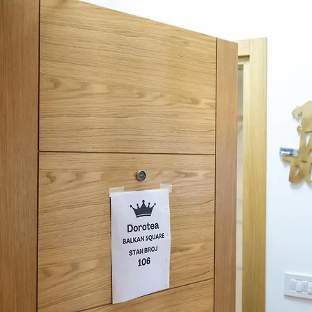 Balkan Square Gold Dorotea-centar