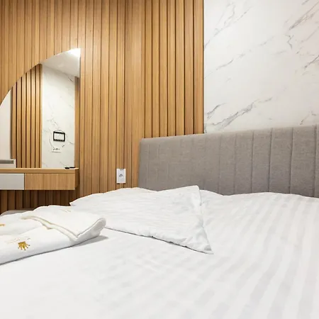 Balkan Square Gold Dorotea-centar Apartment *