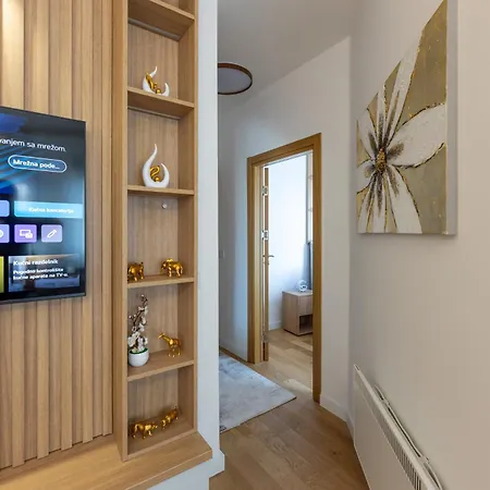 Balkan Square Gold Dorotea-centar Zlatibor