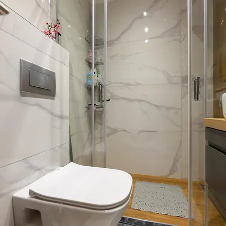 Balkan Square Gold Dorotea-centar * Zlatibor