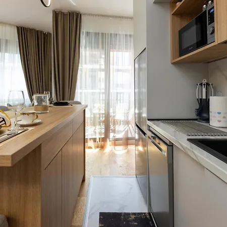 Balkan Square Gold Dorotea-centar