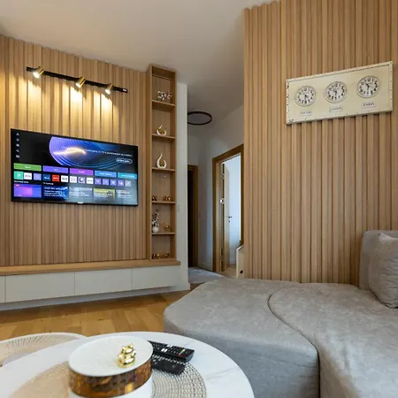 Balkan Square Gold Dorotea-centar *