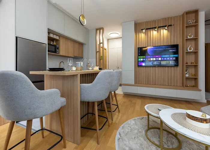 Balkan Square Gold Dorotea-centar *