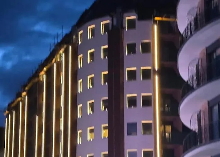 Balkan Square Gold Dorotea-centar Apartment *