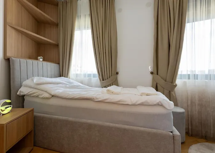 Balkan Square Gold Dorotea-centar *